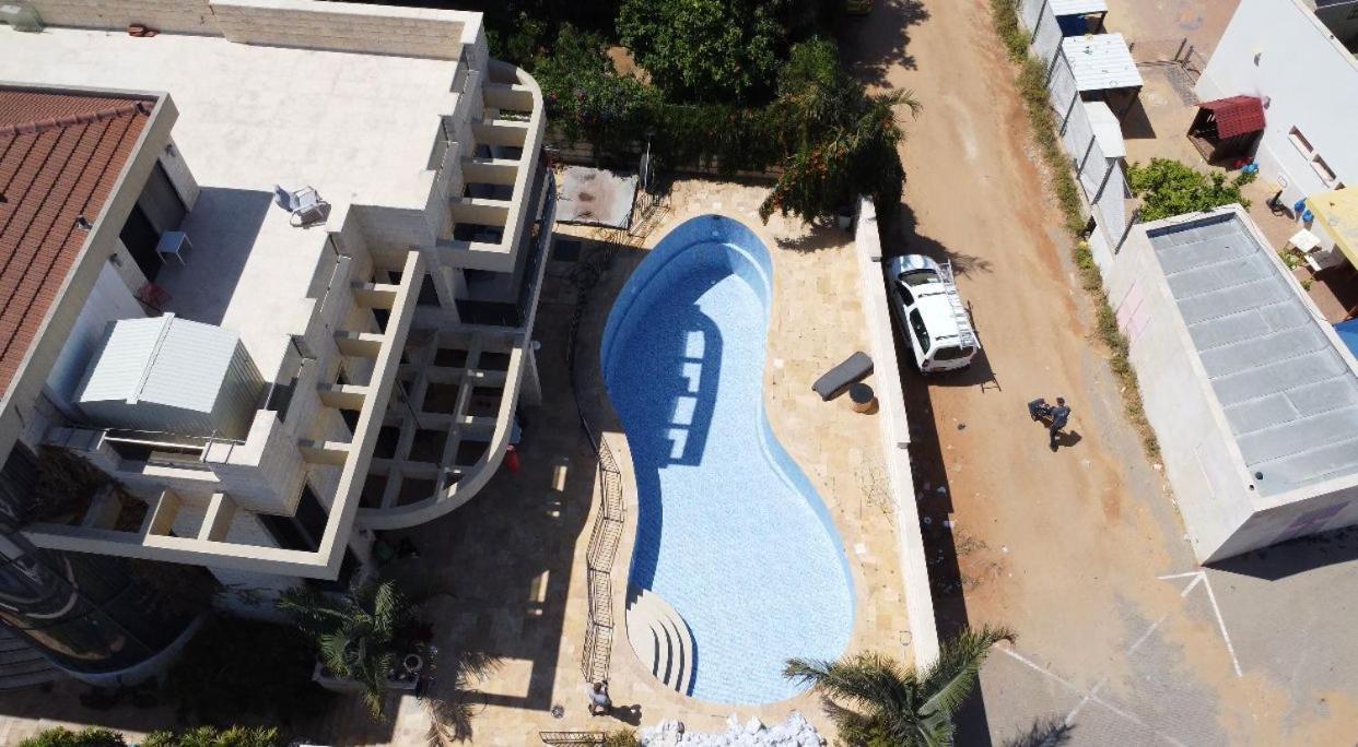 Grace Holon Villa & Pool מראה חיצוני תמונה